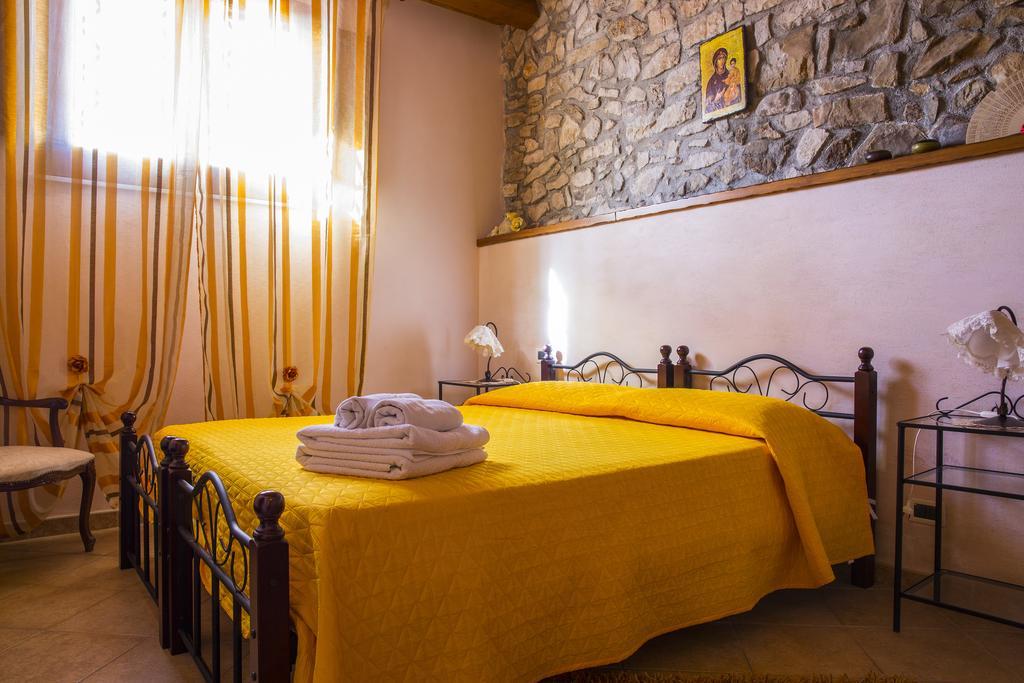 Case Vacanze Santa Lucia Caccamo Екстериор снимка